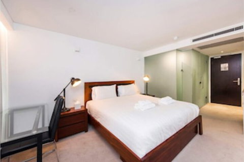 Comfortable Room With Fantastic Rooftop Views - Yamba Accommodation 0