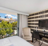 Elegant 1 Bedroom Studio in the City - Yamba Accommodation