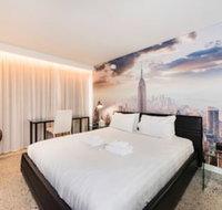 New York Style Room in Northbridge with Roof Terrace - Yamba Accommodation
