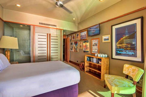 Yacht Club 19 Bijou De Mer 2 Buggies - Yamba Accommodation 4