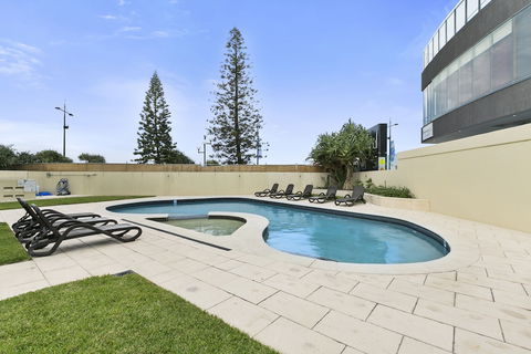 Zenith - Q Stay - Yamba Accommodation 0