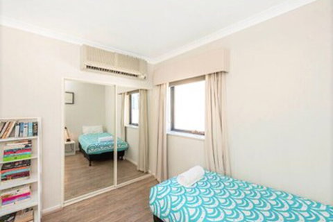 Perth West End Apartment 504 - Yamba Accommodation 4
