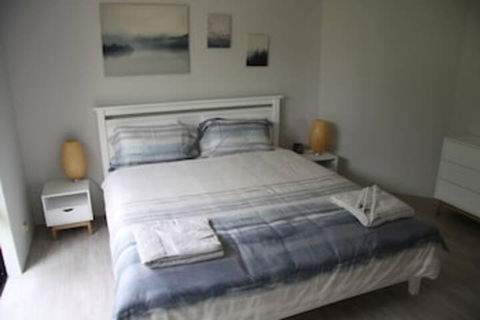 Warnbro Beach Family Accommodation - Yamba Accommodation 0