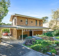 Kestrel Lodge - Yamba Accommodation