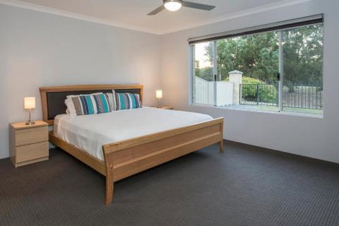 Fairway Isle - Yamba Accommodation 4