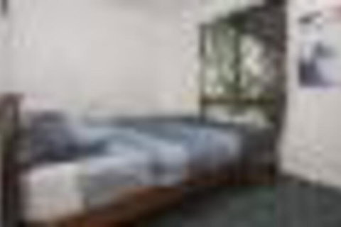 Blue Cottage - Yamba Accommodation 6