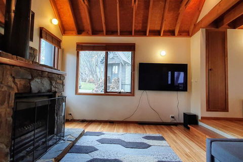 SNOWED INN Apartment - Yamba Accommodation 2
