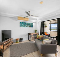Chic City Apartment w Waterfront Views - Yamba Accommodation