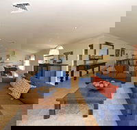 Marine Dr 2 / 70 Fingal Bay - Yamba Accommodation