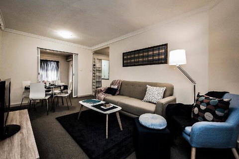 AirExec Apartments - Yamba Accommodation 4