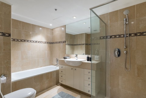 Apartment CBD - Pitt - Yamba Accommodation 4