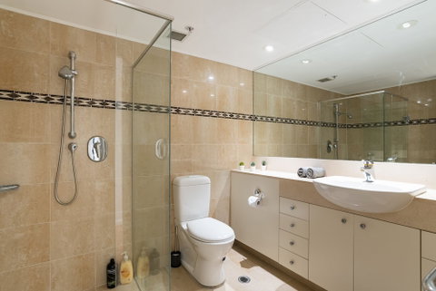 Apartment CBD - Pitt - Yamba Accommodation 6