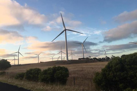 QUEEN BEDROOM FRIENDLY HOME PORTLAND - Yamba Accommodation 2