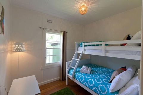 Charlie's Beach House - Yamba Accommodation 2
