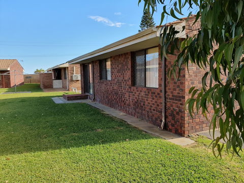 Ocean Beach Chalet 18 - Yamba Accommodation 6