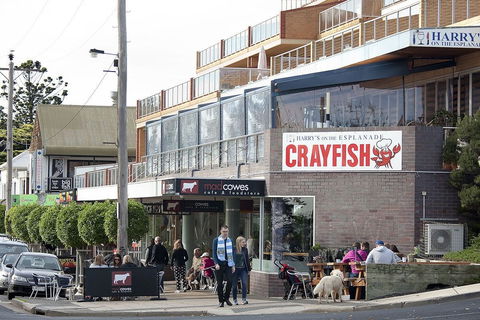 La Mer Sea View Apartment - Yamba Accommodation 6