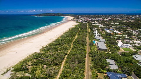 Your Luxury Escape - Kiah 11 Beach House - Yamba Accommodation 0