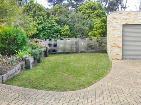 LAKESIDE2 - Yamba Accommodation 5