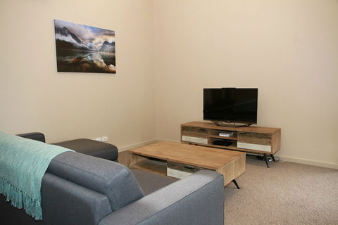 Woollybutt - Yamba Accommodation 6