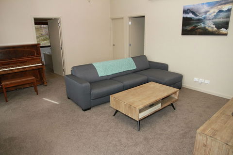 Woollybutt - Yamba Accommodation 3