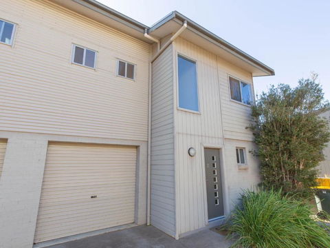 Aspect 2 / 8a Poly Cow Lane - Yamba Accommodation 3
