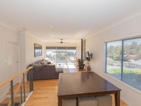 Aspect 2 / 8a Poly Cow Lane - Yamba Accommodation 4