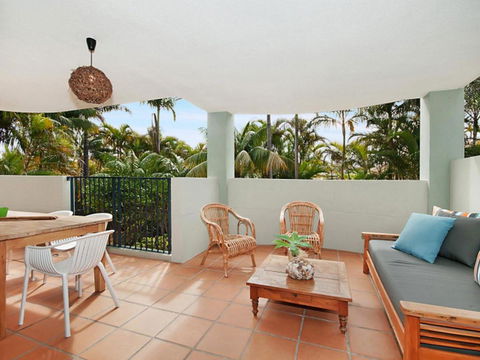 Solaris 4 - Yamba Accommodation 1
