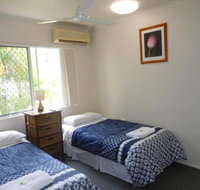 Holiday Apartment on the Esplanade - Yamba Accommodation