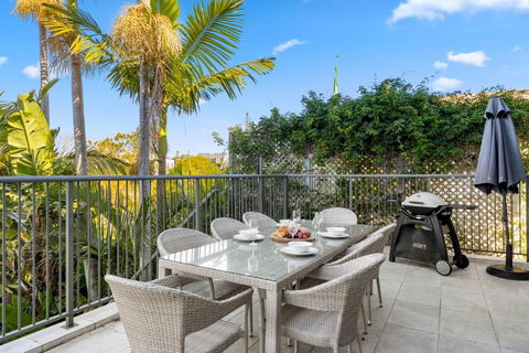 Zaffiro Beach House - Yamba Accommodation 5
