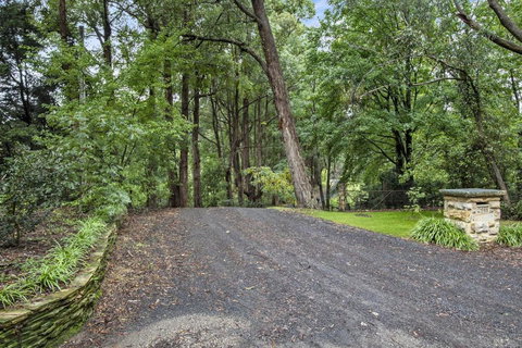 NUNGAROO COTTAGE - Yamba Accommodation 1