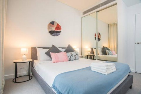 STUNNING Luxury 2beds2bathAPT AtCBD (Haymarket) - Yamba Accommodation 6