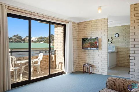 Apollo Unit 30 - Yamba Accommodation 5