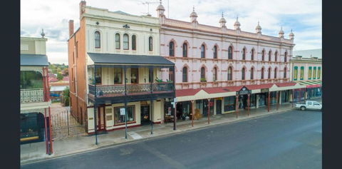 Grand & Central On George Unique Opulent - Yamba Accommodation 2