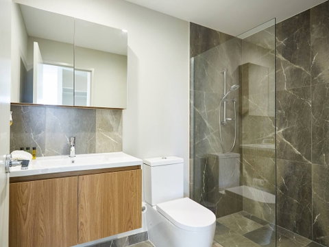 Luxurious 2bed 2bath APT With Parking@southport - Yamba Accommodation 2