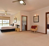 Wine Country Homestead 1br Studio - Yamba Accommodation