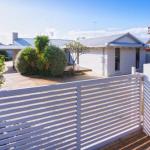GIFFORD HOUSE - Yamba Accommodation 0