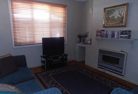 Lilly May Cottage - Yamba Accommodation 3