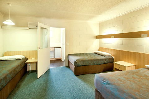 Box Hill Motel - Yamba Accommodation 3