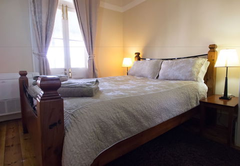 Royal Apartments - Yamba Accommodation 4