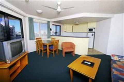 Royal Apartments - Yamba Accommodation 5
