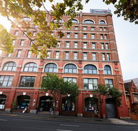 Wake Up Sydney - Yamba Accommodation