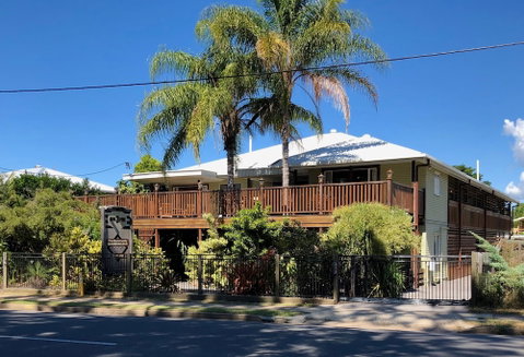 Five 3 Five - The Beachside Barracks - Yamba Accommodation 2