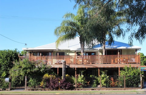 Five 3 Five - The Beachside Barracks - Yamba Accommodation 0