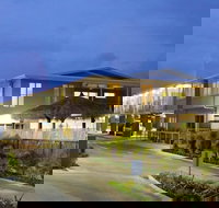 The Coast Motel - Yamba Accommodation