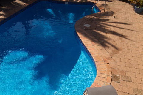 Tuncurry Motor Lodge - Yamba Accommodation 3