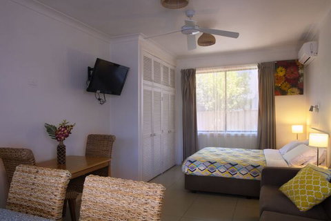 Tuncurry Motor Lodge - Yamba Accommodation 7