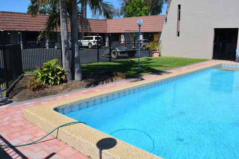 Alabaster Motor Inn Taree - Yamba Accommodation 2