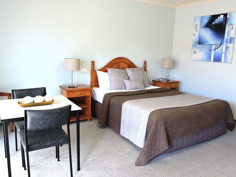Melaleuca Motel - Yamba Accommodation 1