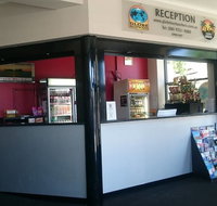 Globe Backpackers  City Oasis Resort - Yamba Accommodation
