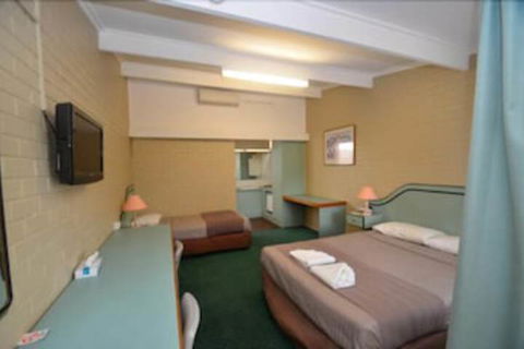 Parkview Motor Inn Parkes - Yamba Accommodation 4